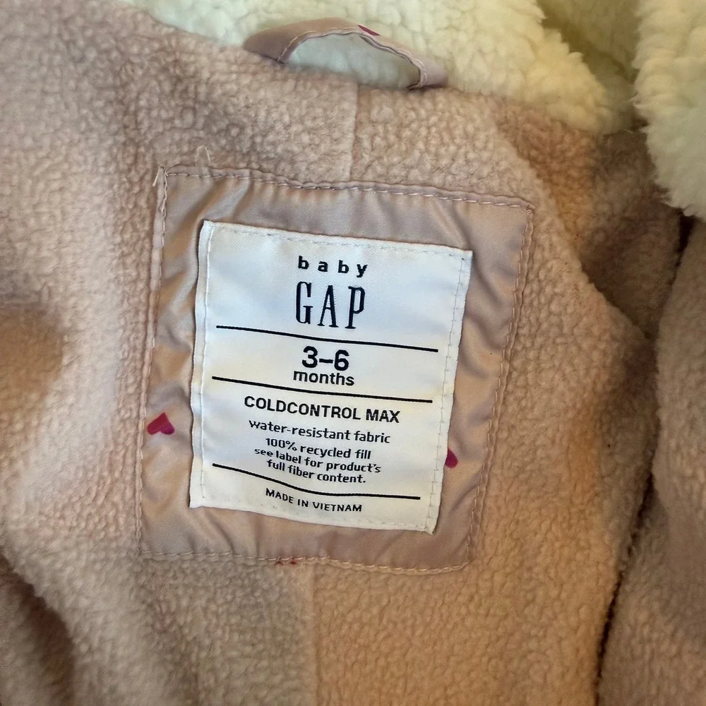 Baby Gap ColdControl Max Pink Heart Print Hooded Snowsuit Bunting 3-6 Months NWT